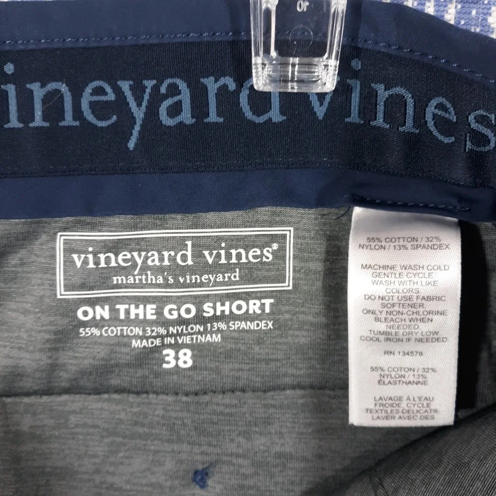Vineyard Vines On The Go Shorts‎ Mens Size 38 x 9 Performance Chino Blue